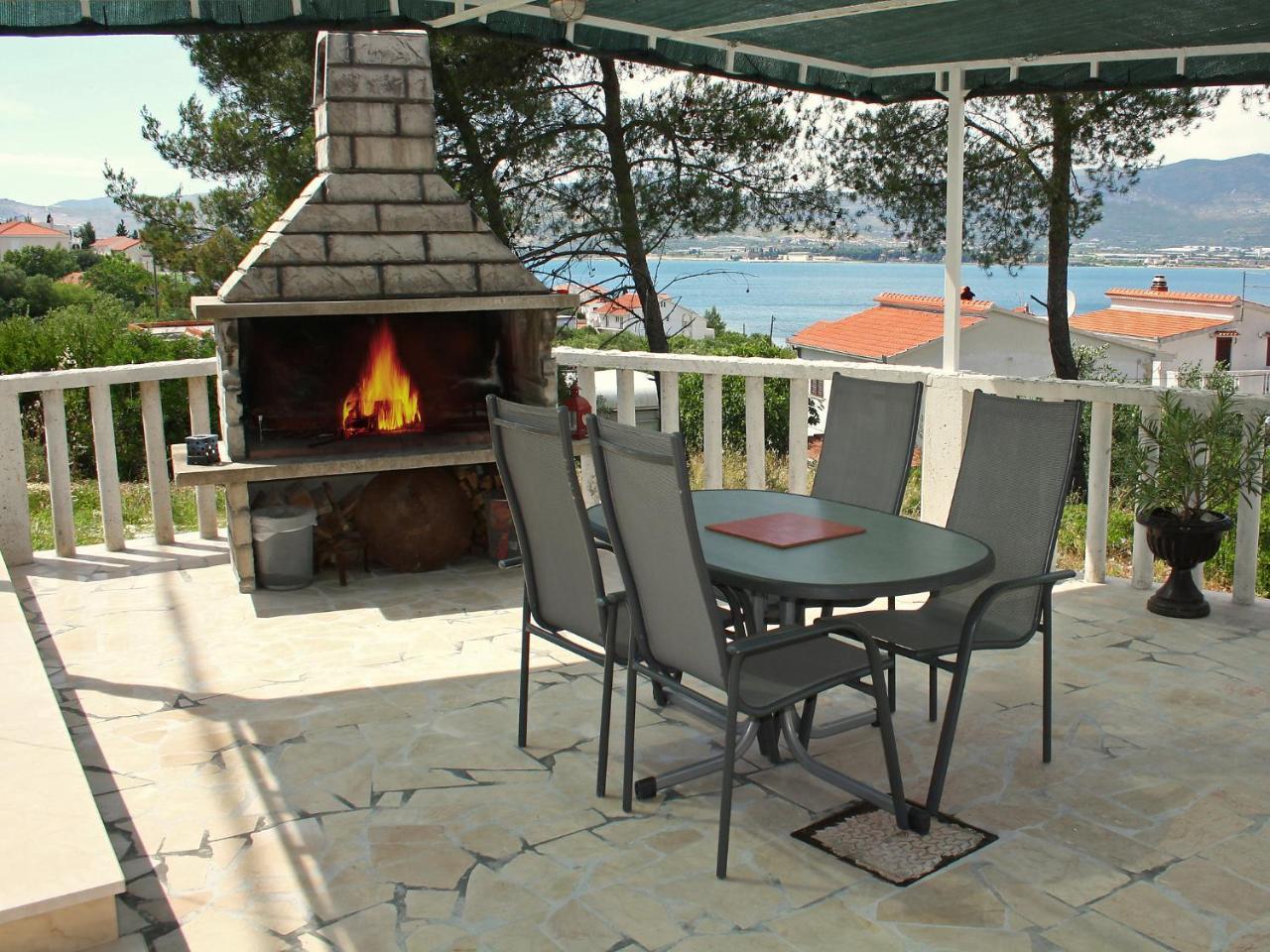 Apartment Anda-1 By Interhome Trogir Eksteriør bilde