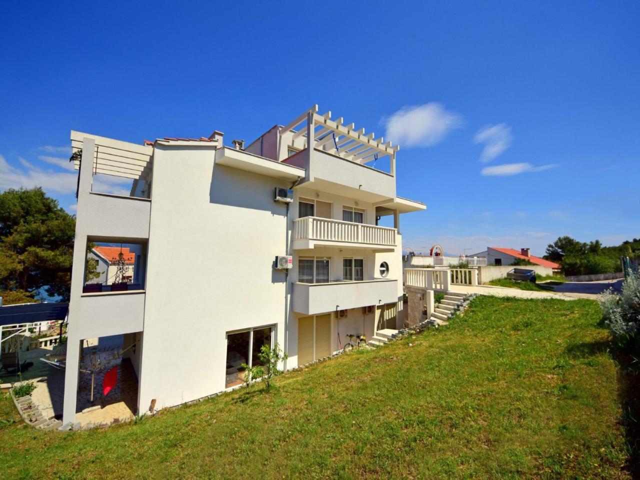 Apartment Anda-1 By Interhome Trogir Eksteriør bilde